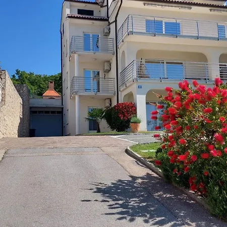 Apartment Keti 3 Nv - 2 Pax With Terrace And Private Parking *